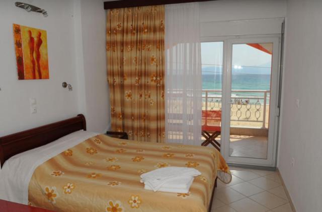 Sunrise Hotel Sarti Room photo